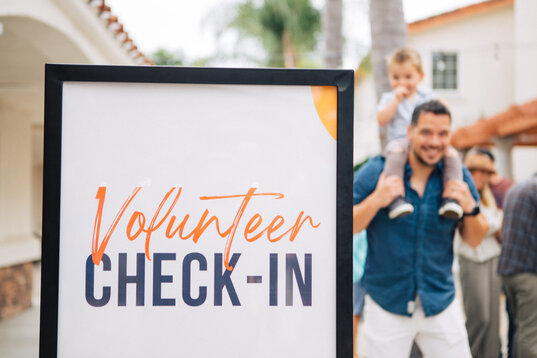 Volunteer Check-In Sign