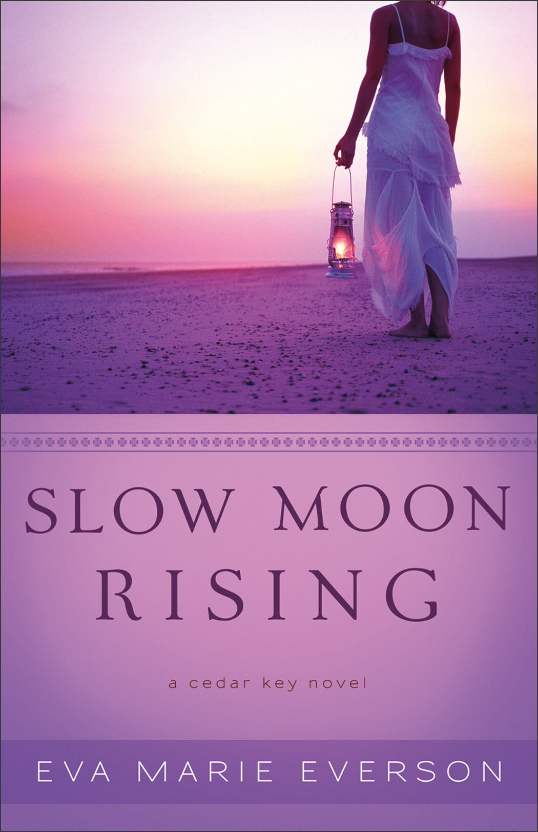 Slow Moon Rising (The Cedar Key Series Book #3): A Cedar Key Novel