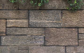 Texture photo of the central park wall on fifth avenue.