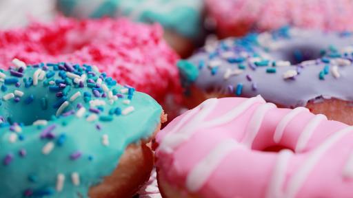 Florida police recover stolen van filled with doughnuts, and then share the bounty