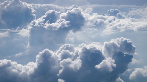 Florida man sees image of Jesus in clouds