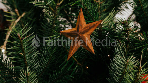 Rusty Star Ornament