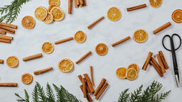 Orange and Cinnamon Stick Garland  image 2
