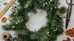 Christmas Wreath Making  image 1