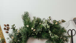 Christmas Wreath Making  image 3