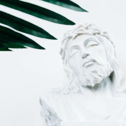 Christ Statue with Palm Leaf  image 4