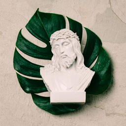 Christ Statue  image 5
