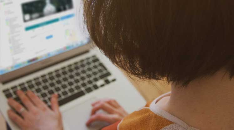 Using Faithlife Groups on a notebook computer
