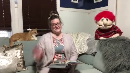 Storytime with Roscoe!