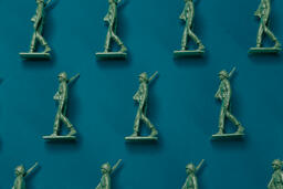 Toy Soldiers  image 13