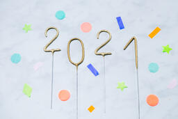 2021 Sparkler Candles with Confetti  image 11