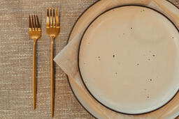 Dining Table Place Setting  image 5