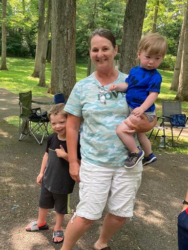 Picnic 2022 Mary And Grands