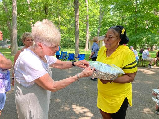 Picnic 2022 Brenda And Dorothy